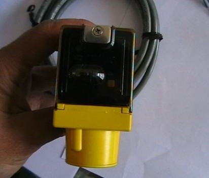 QS186E | Banner Through Beam Photoelectric Sensor