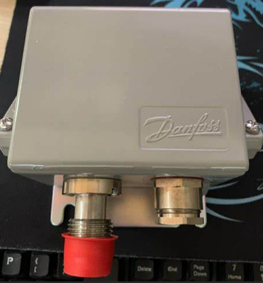 Dan-foss Precision Pressure Transmitter EMP 2, 084G2108 084G2109 084G2111 Original in Stock