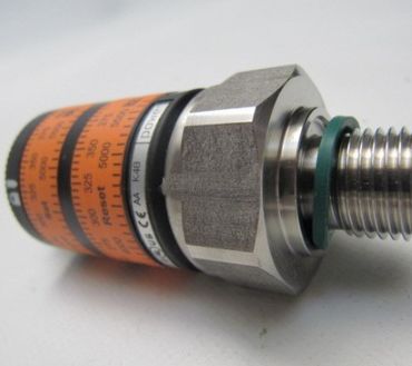 Electric Pressure Sensor with Threaded Connection G 1/4 0-400 bar Range and 2 Digital Outputs