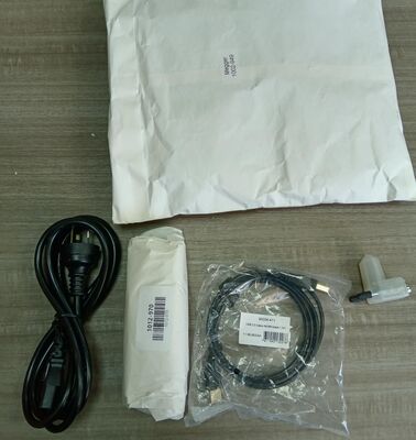 Megger S1-1568 Insulating Resistor Meter with 24 V Testing Voltage > 10 MΩ Insulation Resistance and ±(0.01% + 1) Accuracy