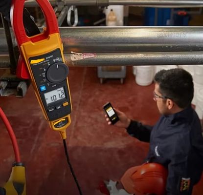 Fluke 376 FC True-RMS Clamp Meter with iFlex 2kg Range 999.9 A for Easy and Precise Measurements