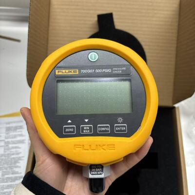 Fluke 700G07 500 PSIG Digitaldruckmesskalibrator mit 0,05% Messunsicherheit und CSA-Klasse 1