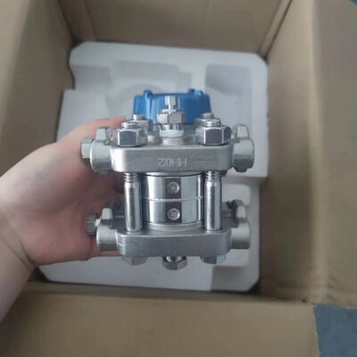 STD700 Differential Pressure Transmitter STD725-E1AC4AS-1--G-AHS-11S-A-00A0-00-0000  IP67 Protection and 25.0MPa Maximum Working Pressure