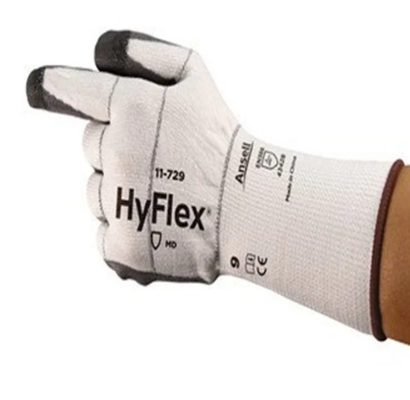 Ansell HyFlex 11729070   Black High Performance Polyethylene，Gloves Size 7 