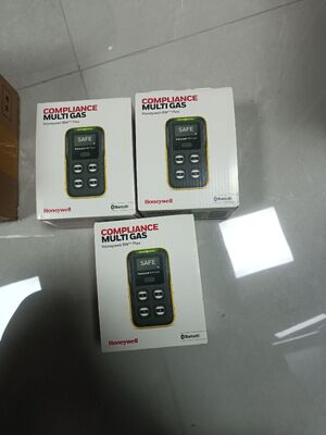 Honeywells   BW Flex  Portable Multi-Gas Monitor BW FLEX 4 LEL O2 CO2 SO 