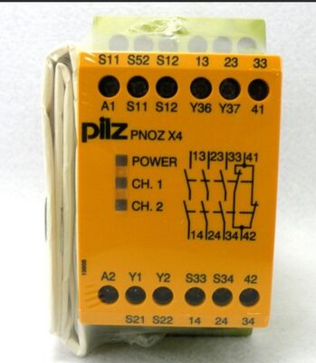 Pilz 774730 Safety Relay, E-STOP Monitoring, 1/2 Ch, 3NO 1NC, 24 VDC, Screw, PNOZ Series